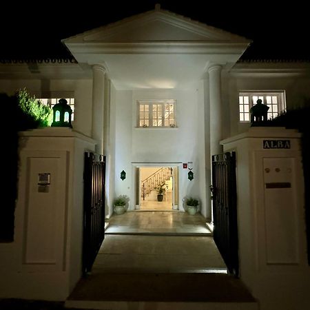 마르베야 Aurora Boutique House - Only Adults B&B 외부 사진