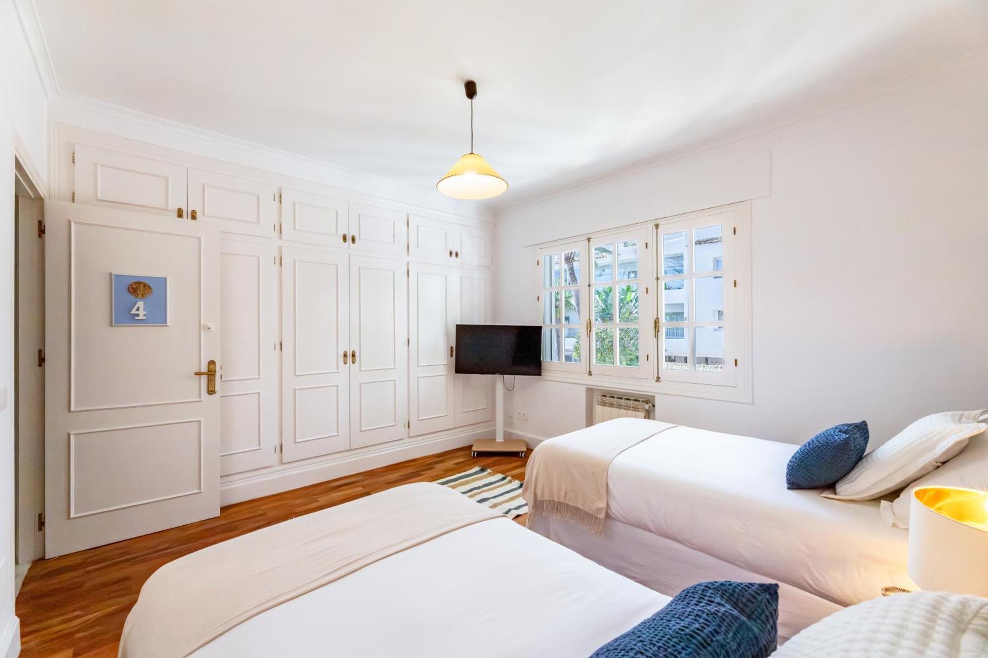 마르베야 Aurora Boutique House - Only Adults B&B 외부 사진