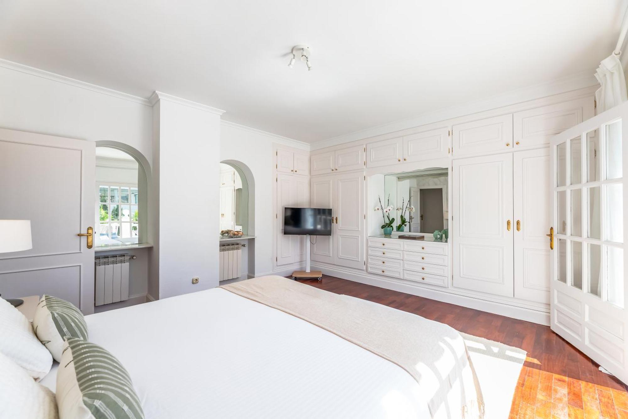 마르베야 Aurora Boutique House - Only Adults B&B 외부 사진