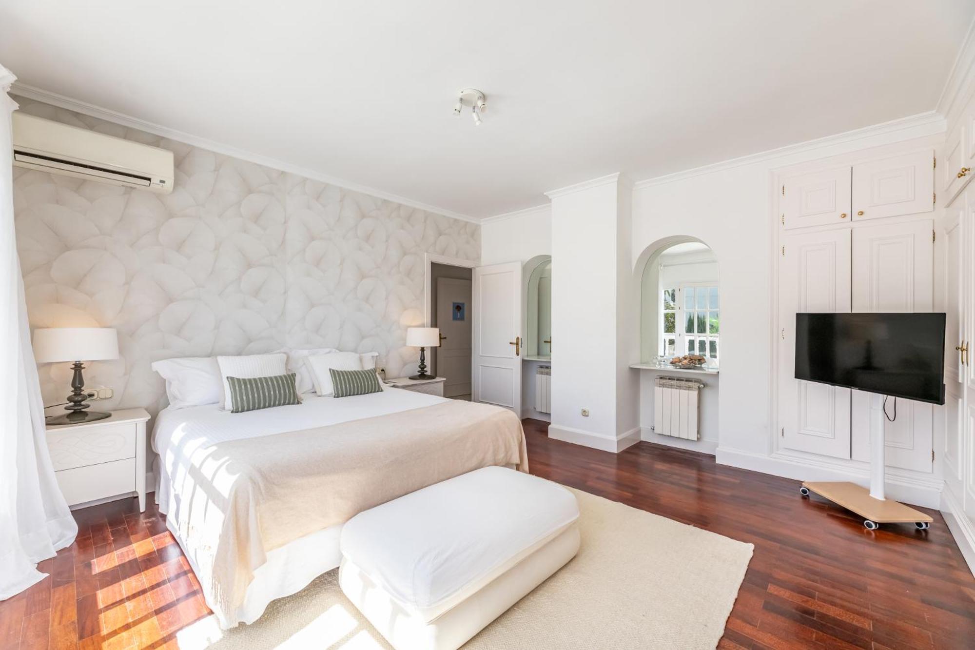 마르베야 Aurora Boutique House - Only Adults B&B 외부 사진